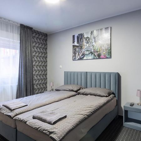 Bed And Breakfast 33 Дуйсбург Екстериор снимка