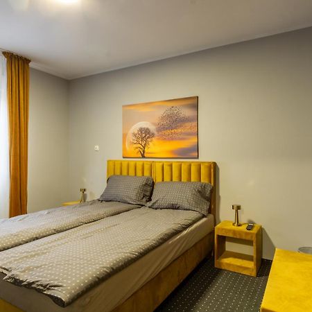 Bed And Breakfast 33 Дуйсбург Екстериор снимка